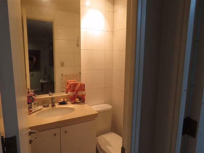 Departamento en venta de 4 dorm. en Las Condes