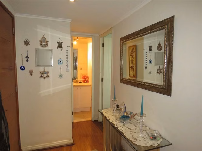 Departamento en venta de 4 dorm. en Las Condes