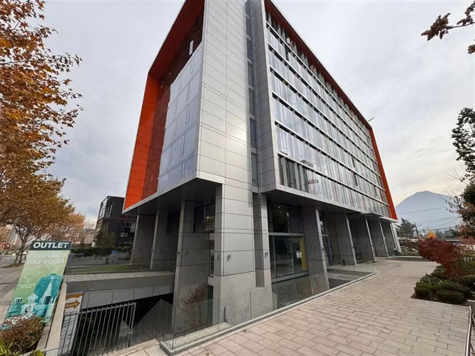 Oficina en arriendo en Vitacura