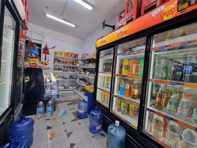 Se vende derecho de llaves de almacén en comuna de ñuñoa