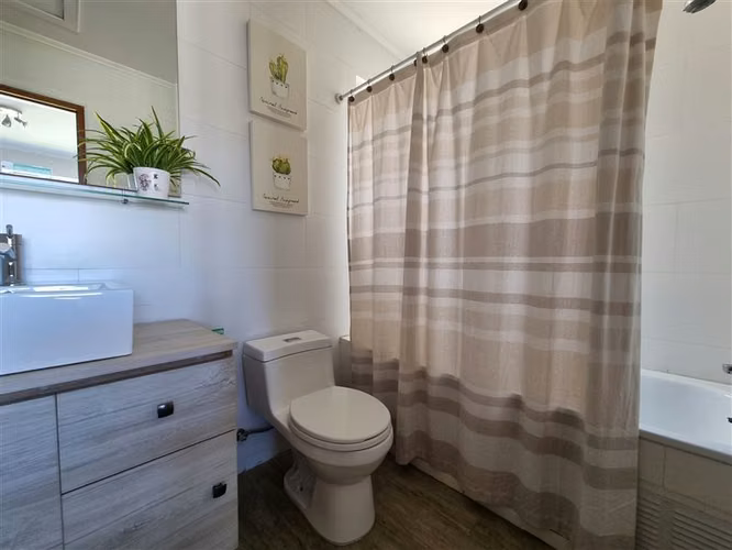 Casa en venta de 3 dorm. en Buín
