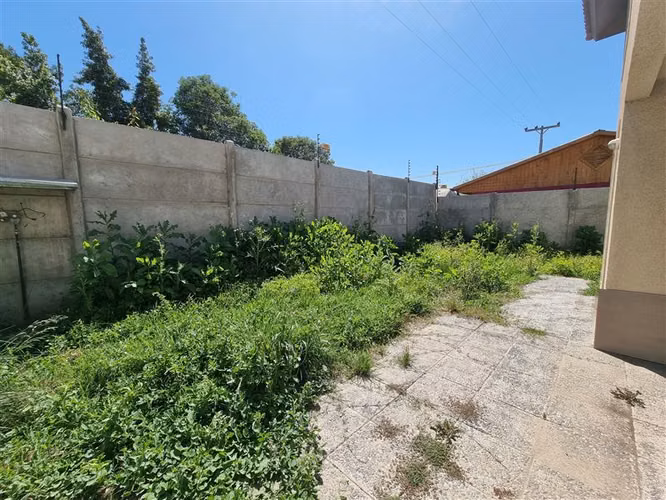 Casa en venta de 3 dorm. en Buín