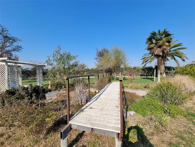 Casa en venta de 5 dorm. en Peñaflor