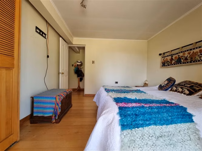 Casa en venta de 5 dorm. en Peñaflor