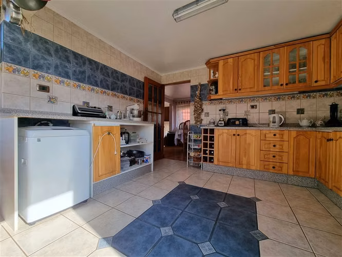 Casa en venta de 5 dorm. en Peñaflor