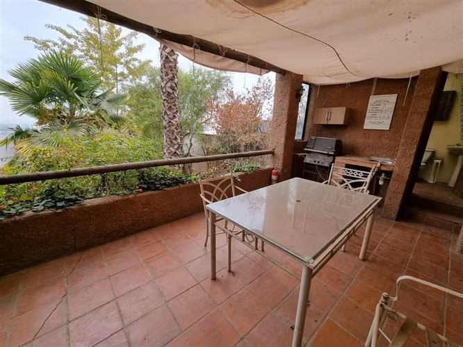 Espectacular Casa en venta de 7 dorm. en Las Condes