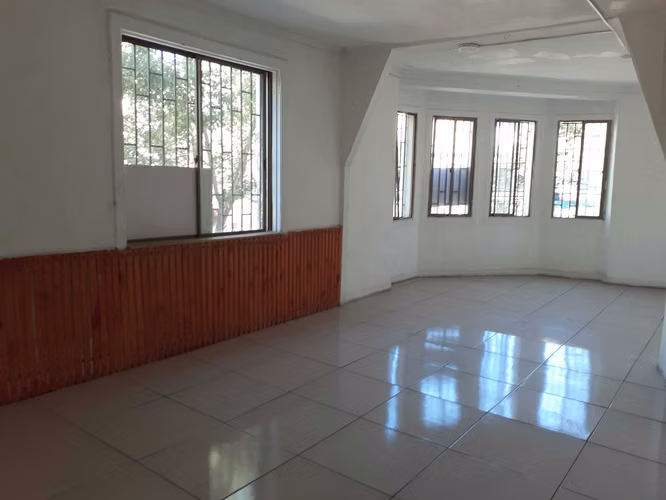 Local con Excelente Conectividad y Flujo (152321)