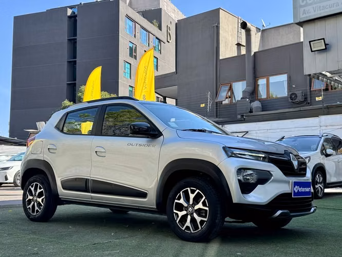 RENAULT KWID 1.0 HB OUTSIDER 4X2 MT - 2023 | 3600