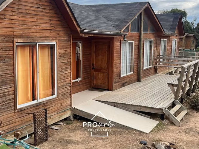 Semi nueva, gran terreno, 5 dormitorios, Bajo Precio!