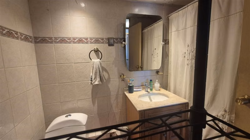 Departamento en venta de 3 dorm. en Las Condes