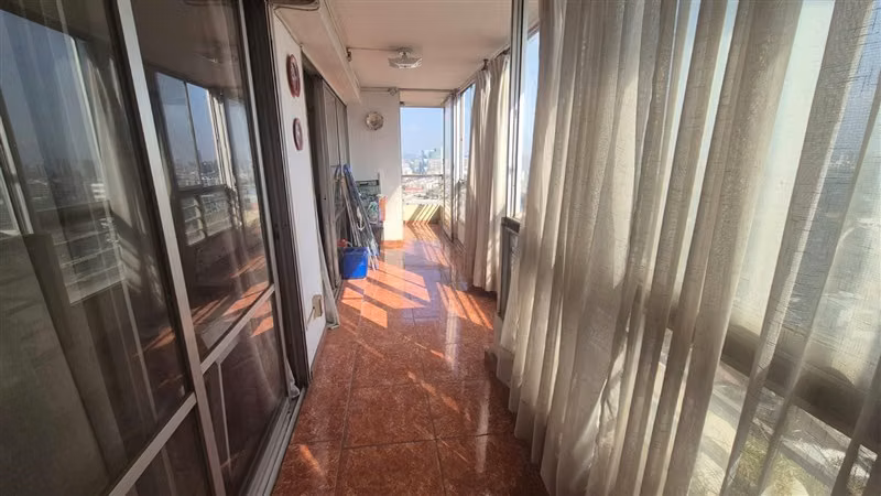 Departamento en venta de 3 dorm. en Las Condes