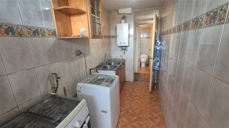 Departamento en venta de 3 dorm. en Las Condes