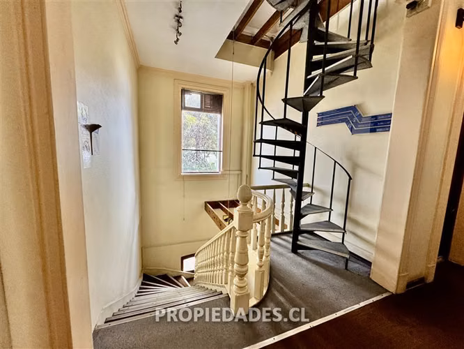 Casa en venta de 14 dorm. en Providencia - Imagen 36