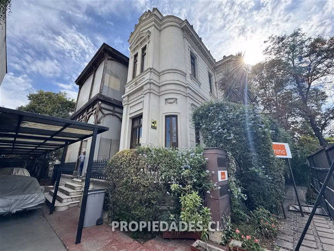 Casa en venta de 14 dorm. en Providencia - Imagen 33