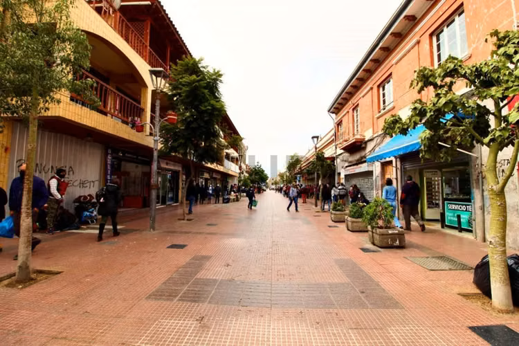 Arriendo local comercial en centro La Serena