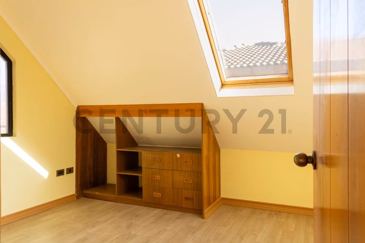 Vendo casa espaciosa en sector San Joaquín