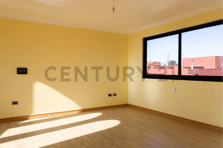 Vendo casa espaciosa en sector San Joaquín