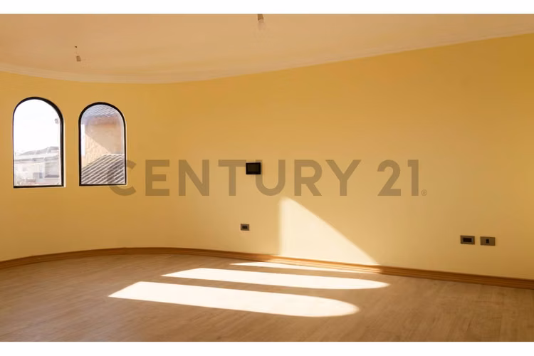 Vendo casa espaciosa en sector San Joaquín