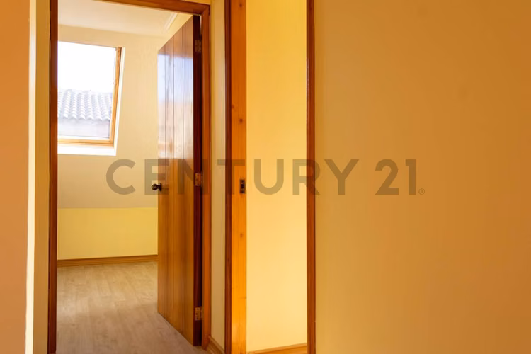 Vendo casa espaciosa en sector San Joaquín