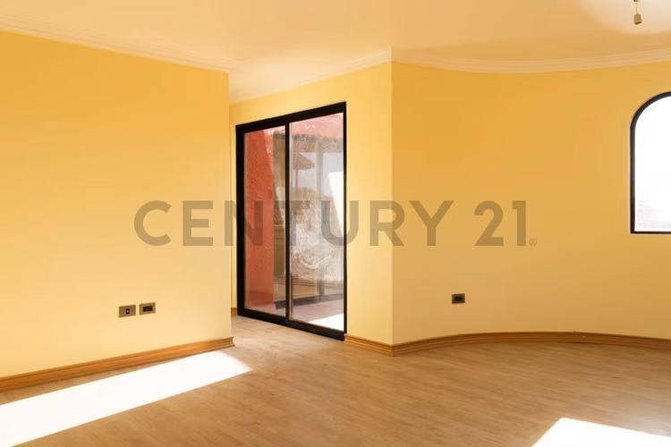 Vendo casa espaciosa en sector San Joaquín
