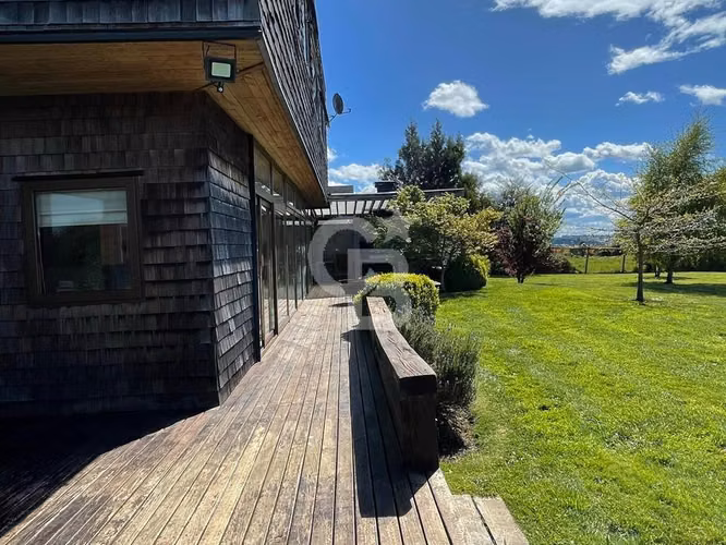Preciosa casa a minutos de la costanera Puerto Varas
