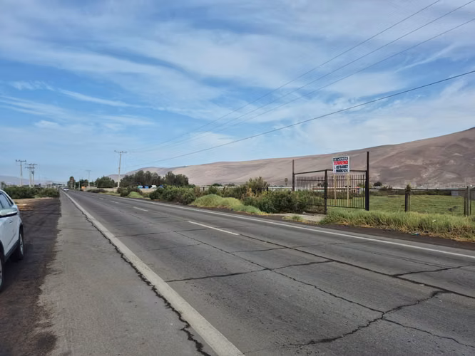 SE VENDE TERRENO DE 5000 MT2 EN LLUTA KM 12