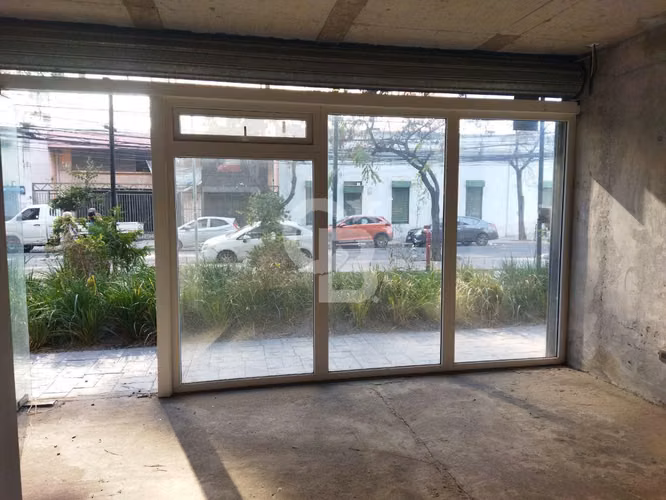 Local Comercial en Barrio Matta Sur