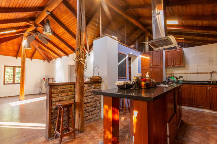 INVERSION EN LAMPA CASA CON GRAN TERRENO (152785) - Imagen 1