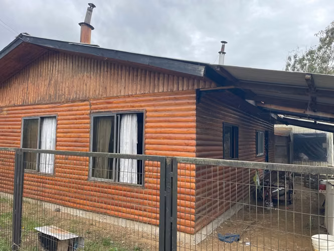 CASA EN VENTA -  GRAN TERRENO - LONCOCHE.- - Imagen 4