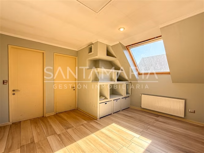 Casa en venta de 5 dorm. en El Venado, San Pedro de la Paz