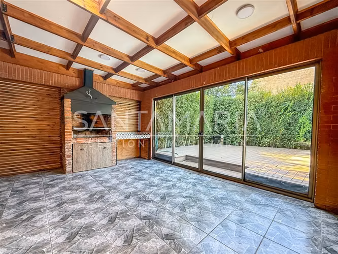 Casa en venta de 5 dorm. en El Venado, San Pedro de la Paz