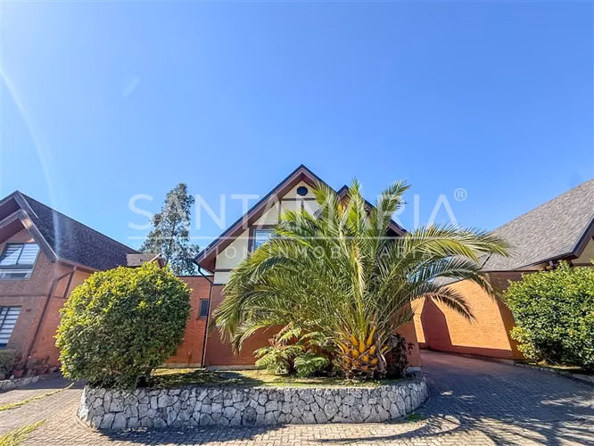 Casa en venta de 5 dorm. en El Venado, San Pedro de la Paz