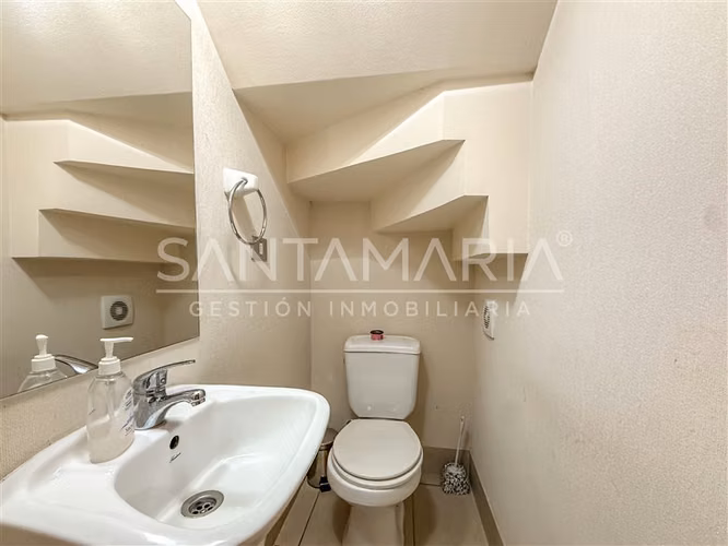Casa en venta de 4 dorm en Las Monjas Lomas de San Sebastian