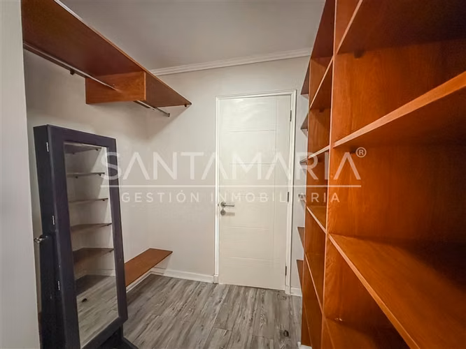 Casa en venta de 4 dorm en Las Monjas Lomas de San Sebastian