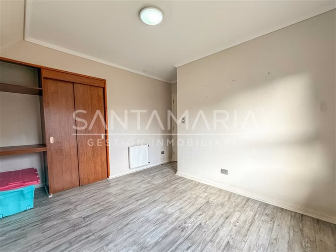 Casa en venta de 4 dorm en Las Monjas Lomas de San Sebastian