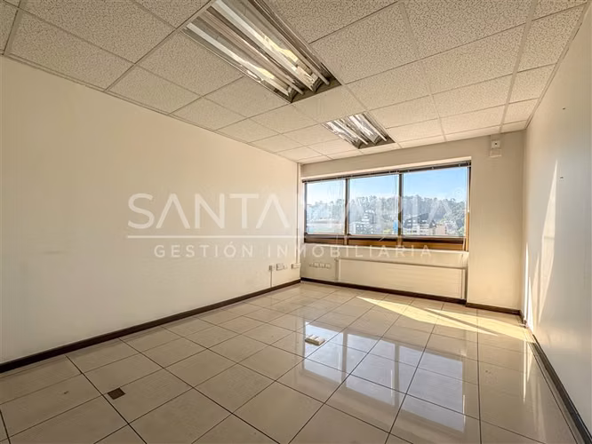 Oficina en arriendo en Concepción