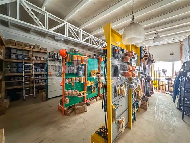 Local Comercial en arriendo en Concepción, Freire