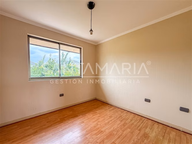 Casa en venta de 3 dorm. en San Pedro del Valle