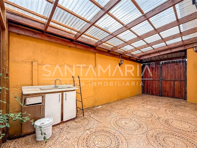 Casa en venta de 3 dorm. en San Pedro del Valle
