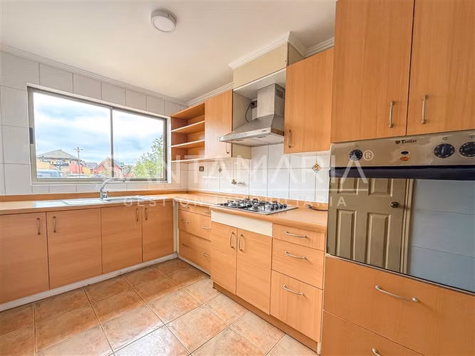Casa en venta de 3 dorm. en San Pedro del Valle