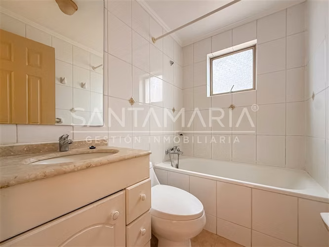 Casa en venta de 3 dorm. en San Pedro del Valle
