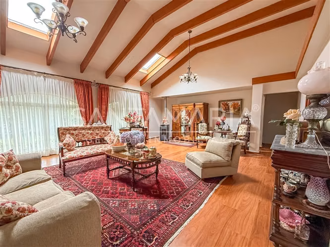 Casa en venta de 6 dormitorios en Villa San Pedro