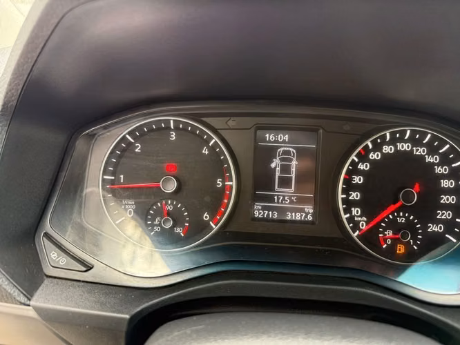 VOLKSWAGEN AMAROK 2023