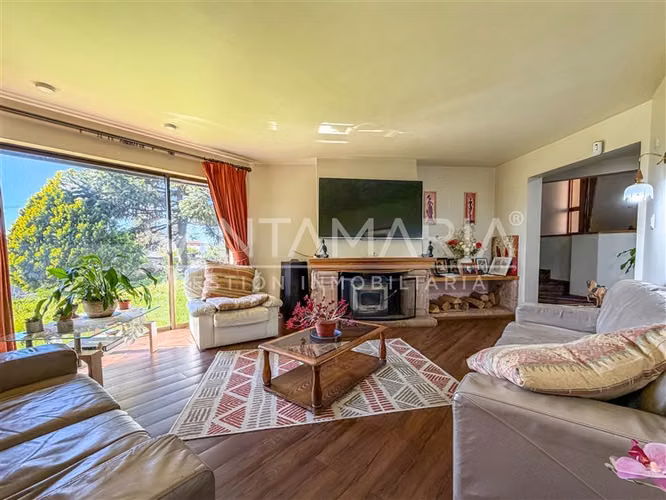 Casa en venta de 5 dormitorios en Penco