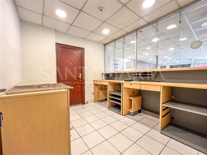Local Comercial en arriendo en Manuel Montt, Coronel