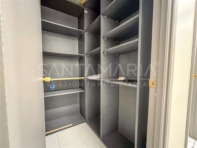 Oficina en arriendo en Coronel