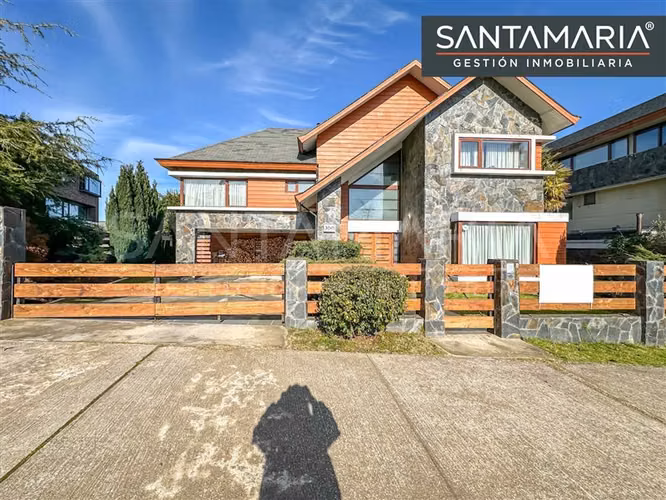 VENTA Casa El venado, San Pedro De La Paz