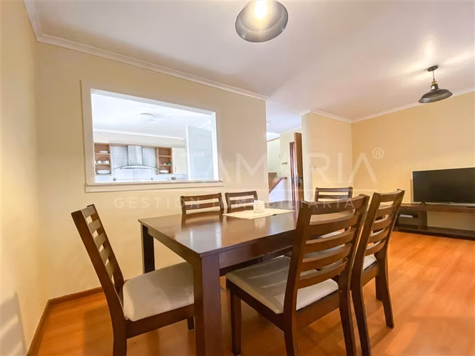 Casa en venta de 4 dorm. en San Pedro de la Paz