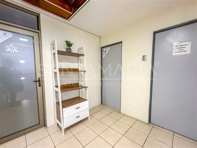 Moderna Oficina en arriendo en Cochrane, Concepción Centro - Imagen 11