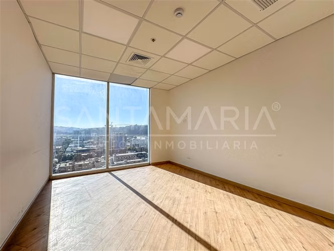ARRIENDO Oficina ubicada en Barros Arana, Concepción Centro